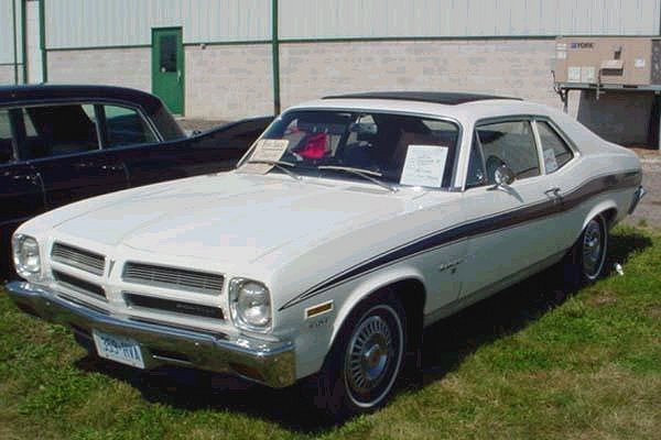 '71 Pontiac Ventura II Sprint with sunroof