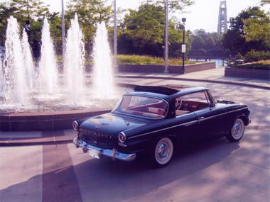 '62 Daytona hardtop at fountain - Joe Fay